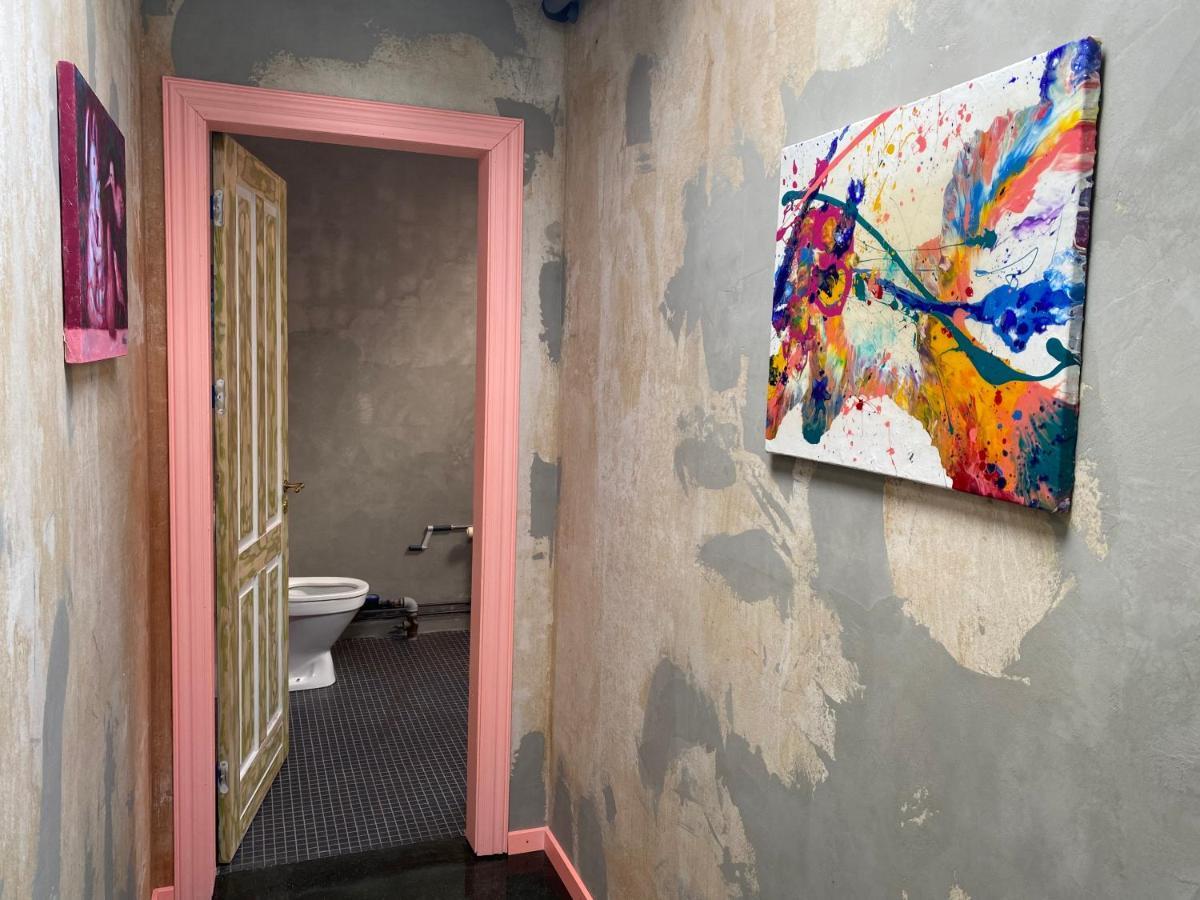 Apartment Gallery In The Heart Of *